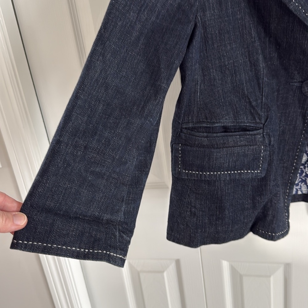Talbots Dark Wash Denim Blazer Jacket Blue/White Stitching Floral Lining - 12 - Picture 4 of 8